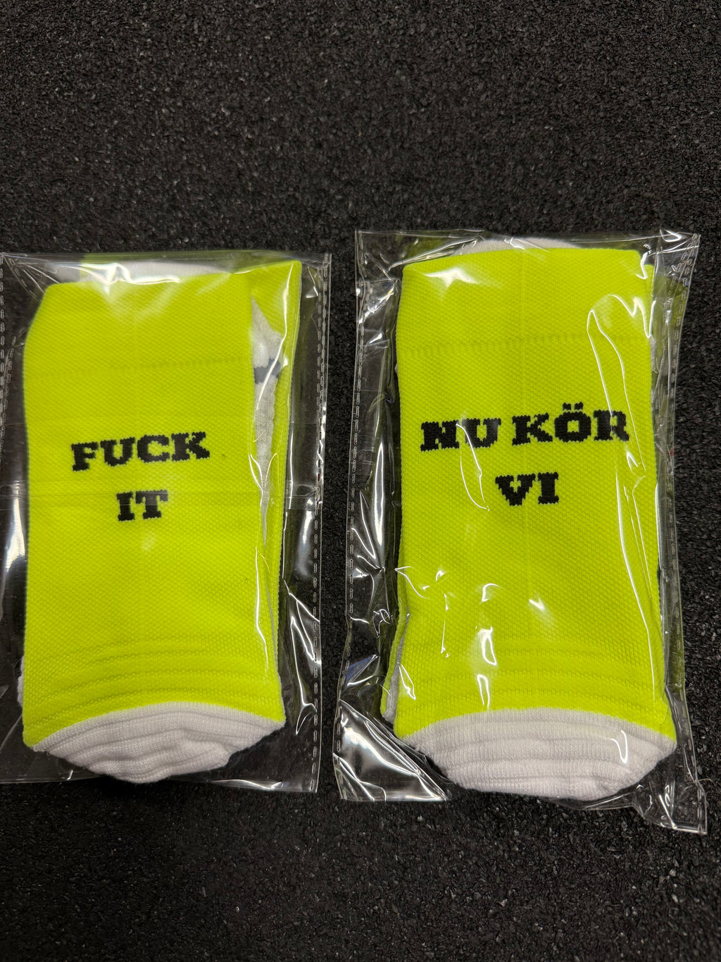 Löparstrumpor ”Fuck it nu kör vi”