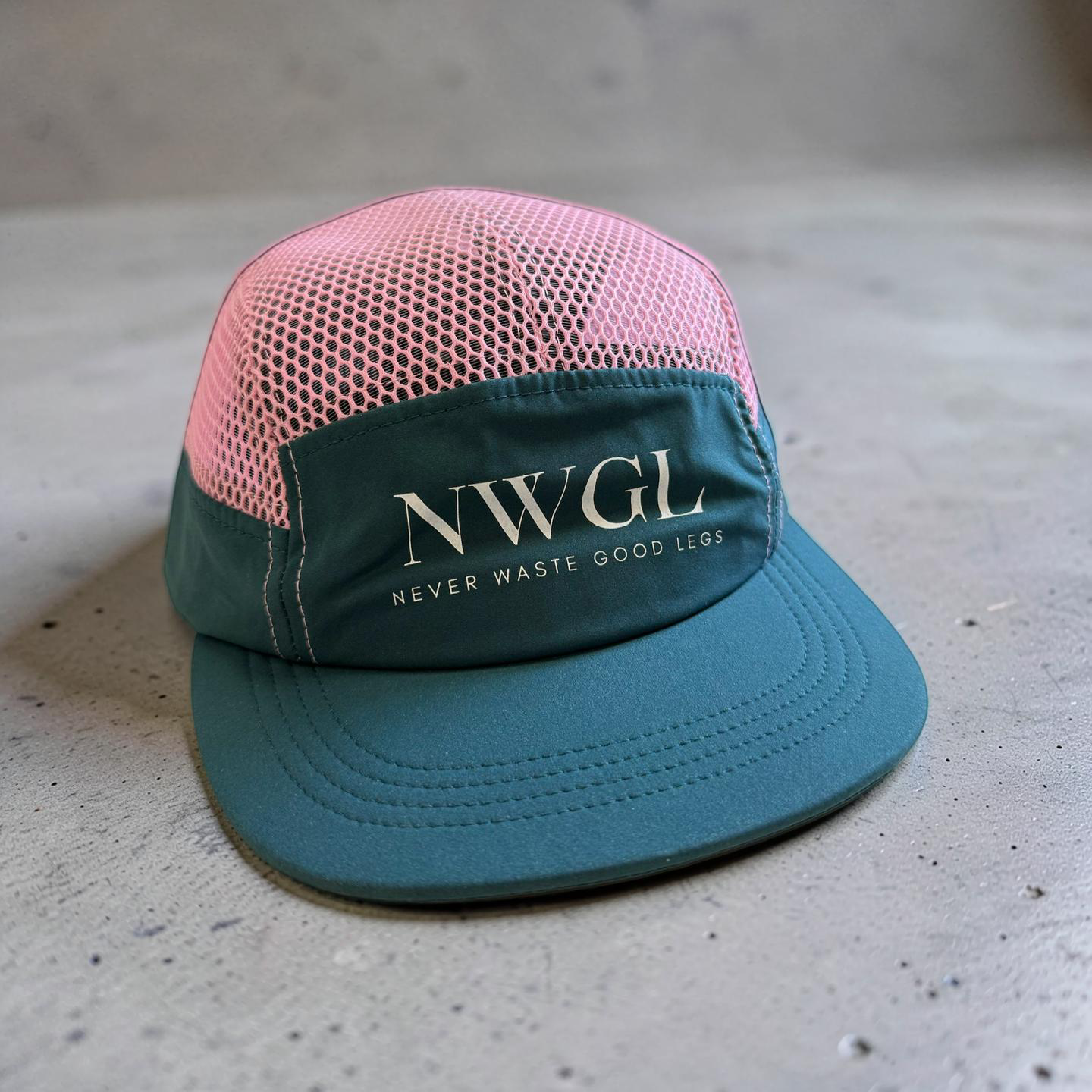 Löparkeps & Solglasögon NWGL – Never Waste Good Legs
